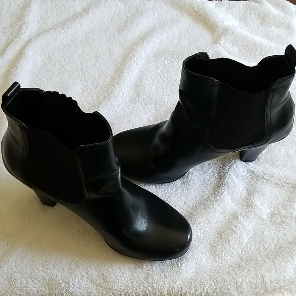 4.5 inch heel ankle boots